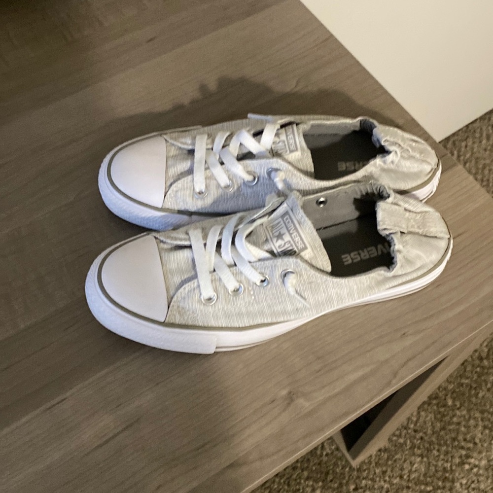 Converse all star tennis shoes
